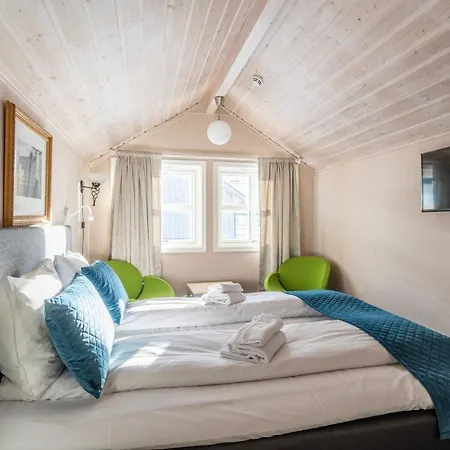 Mo Gjestegard 摩城