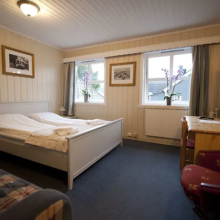 Mo Gjestegård 3*